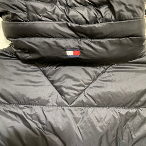 Tommy Hilfiger Puffer Jacket - Picture 6 of 7